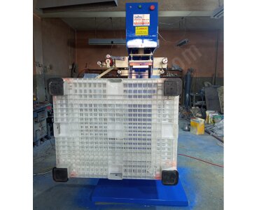 Plasti̇k Baks Kasa Üzeri̇ne Sıcak Kli̇şe Yaldız Varak Baskı Maki̇nesi̇ Akyol Maki̇ne Sanayi̇